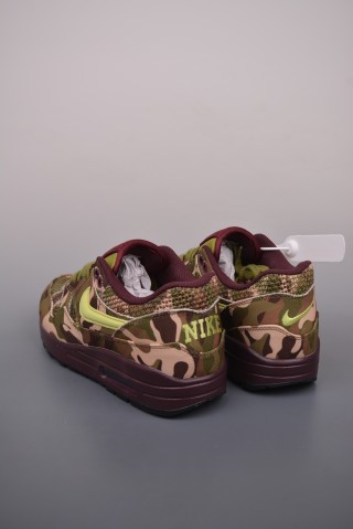 Nike Air Max 1 view 2