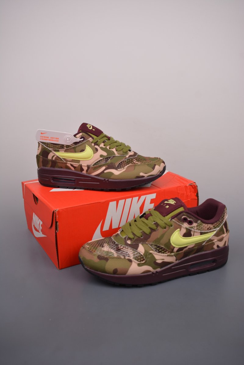 Nike Air Max 1 view