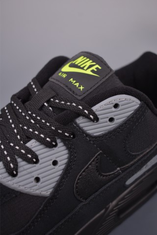 Nike Air Max 1 'Black / Green' view 7