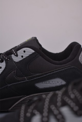 Nike Air Max 1 'Black / Green' view 8