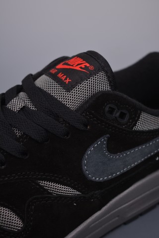 Nike Air Max 1 'Black / Grey' view 7