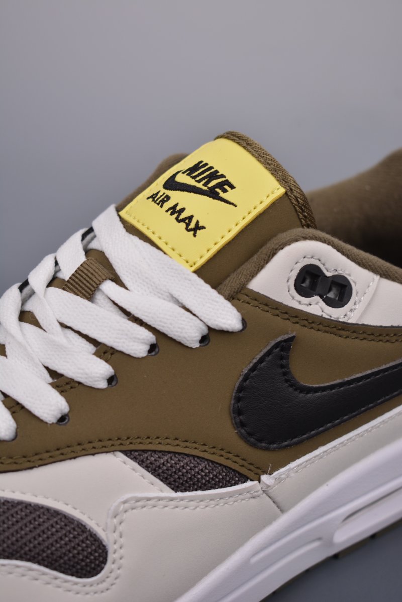 Nike Air Max 1 'Brown / White' view