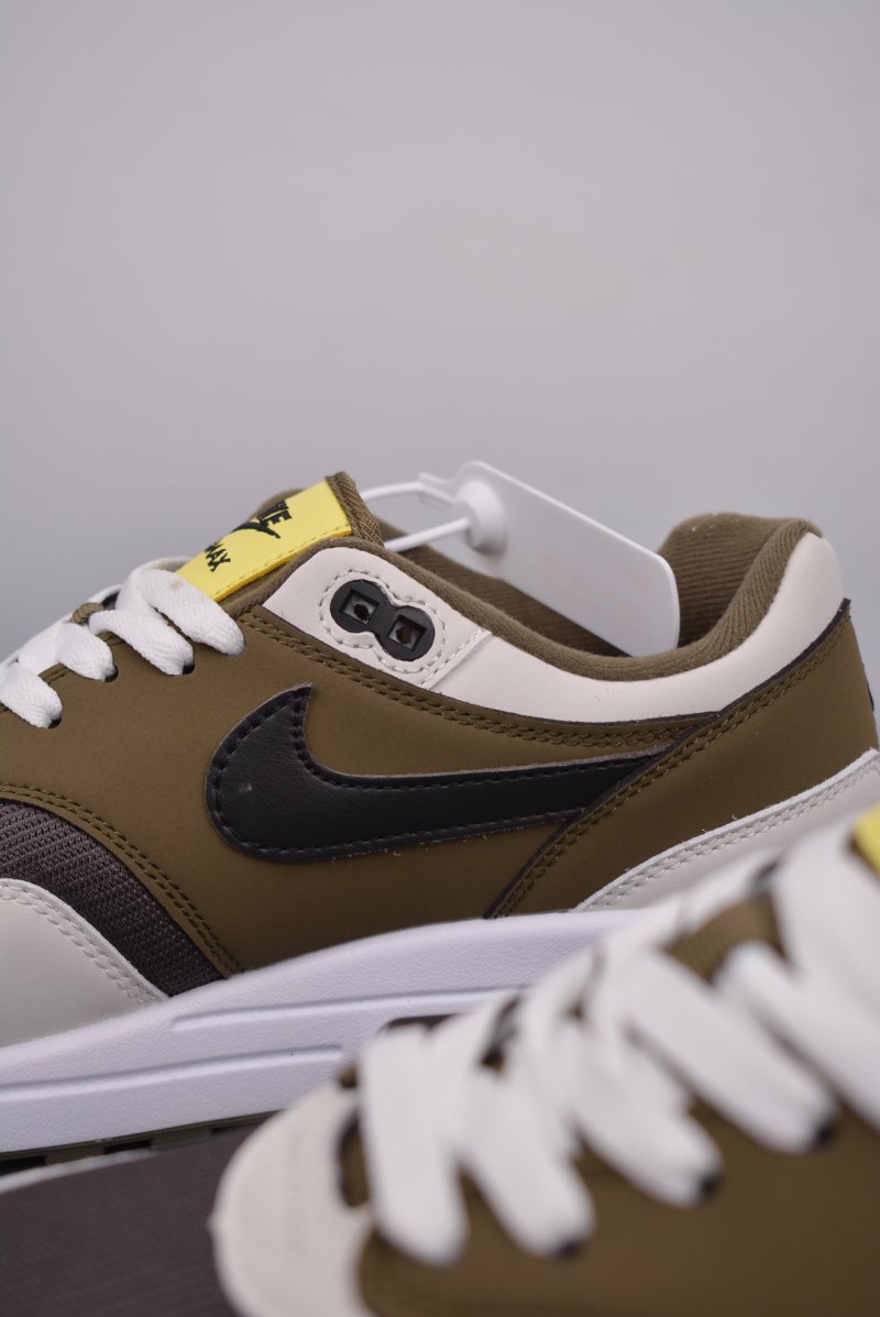 Nike Air Max 1 'Brown / White' view
