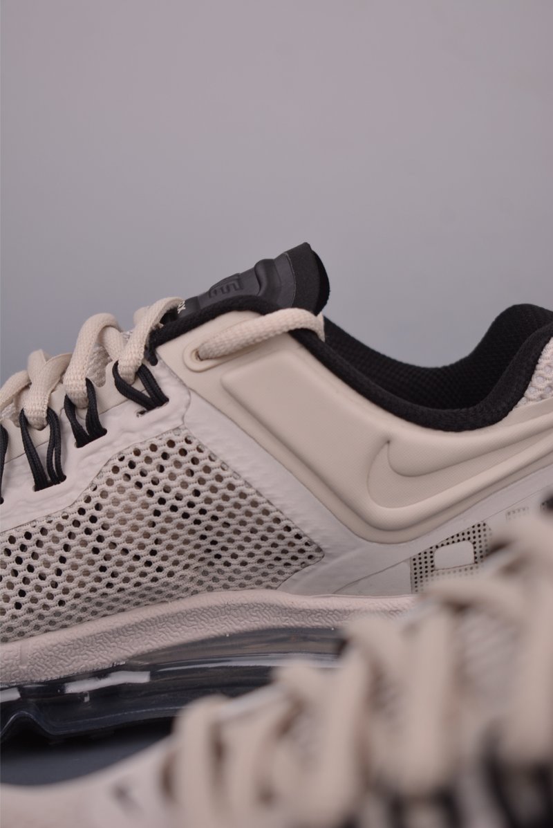 Nike Air Max 2013 view