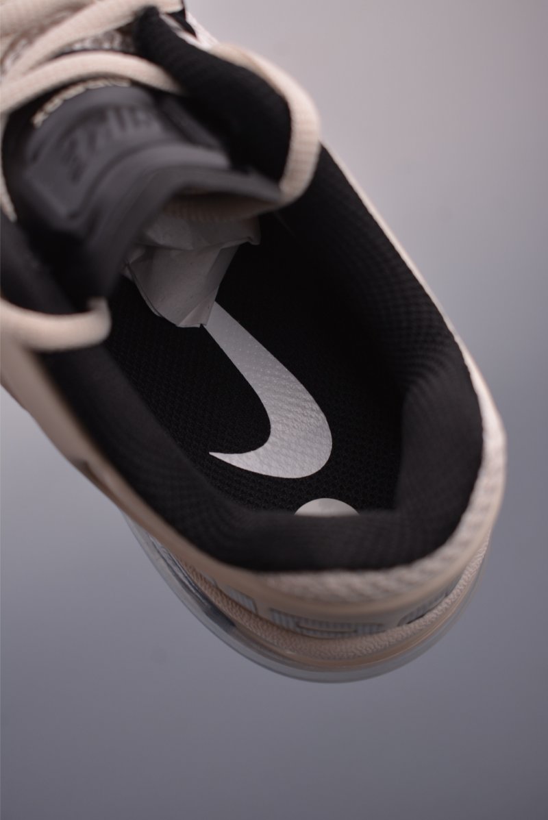 Nike Air Max 2013 view