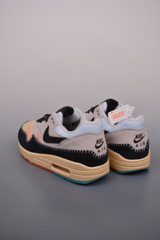 Nike Air Max 1 view 2