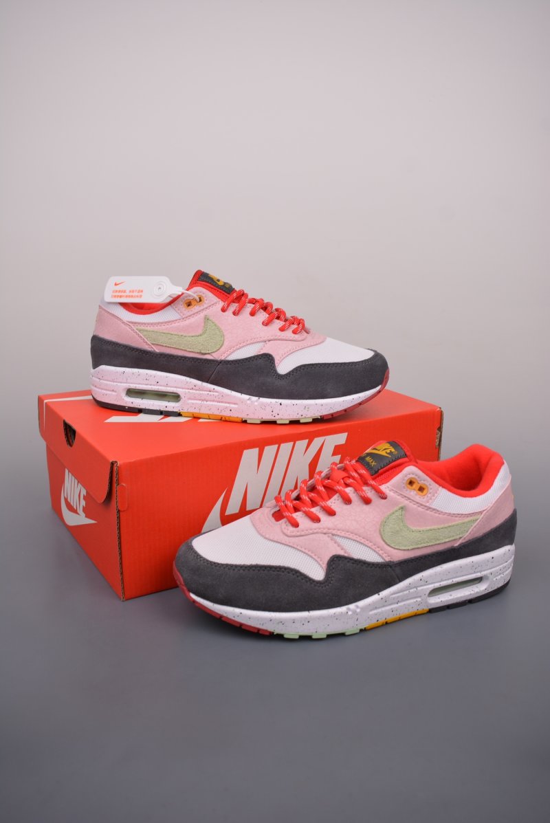 Nike Air Max 1 'Pink / White' view