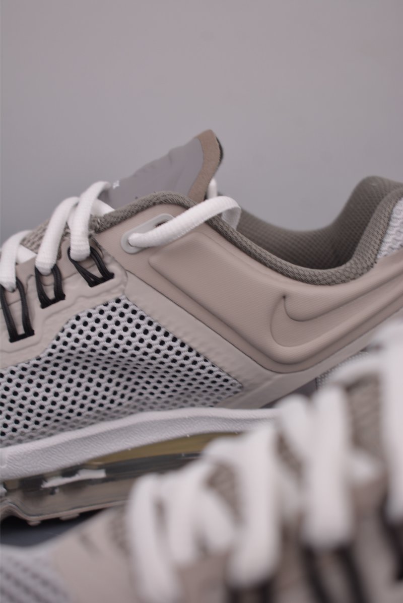 Nike Air Max 2013 view
