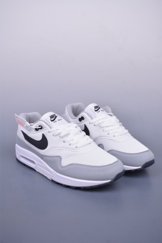 Nike Air Max 1 view 1