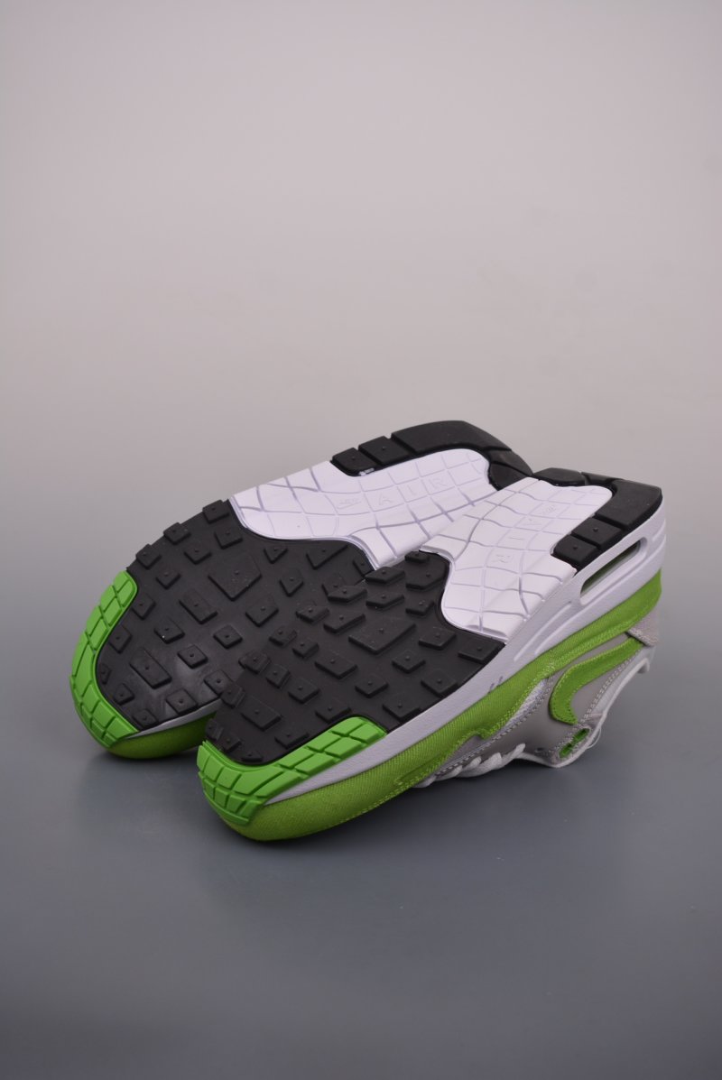 Nike Air Max 1 view