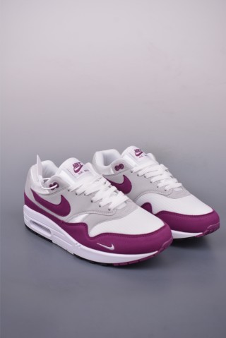 Nike Air Max 1 view 1