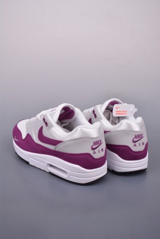 Nike Air Max 1 view 2
