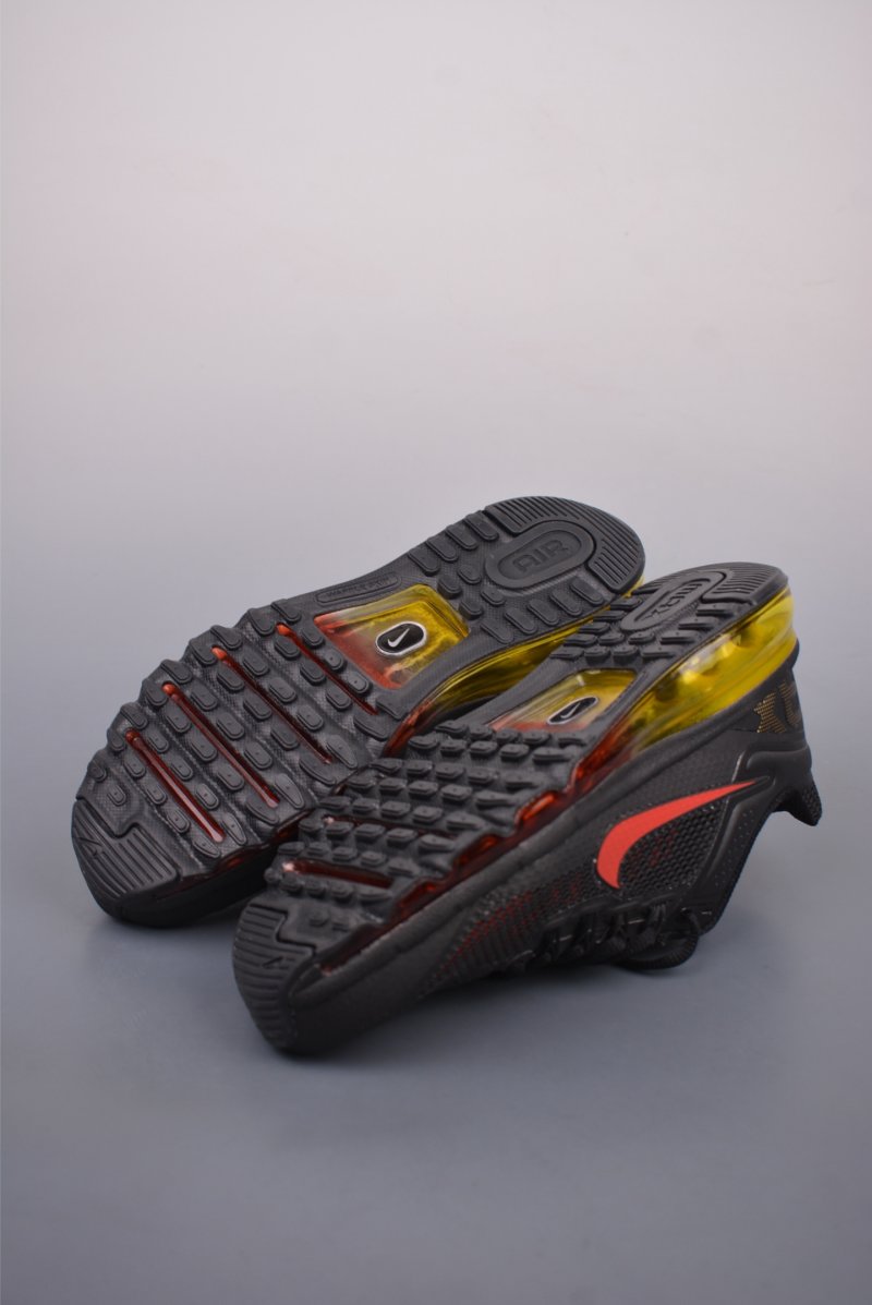 Nike Air Max 2013 view