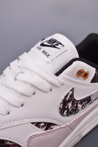 Nike Air Max 1 view 7