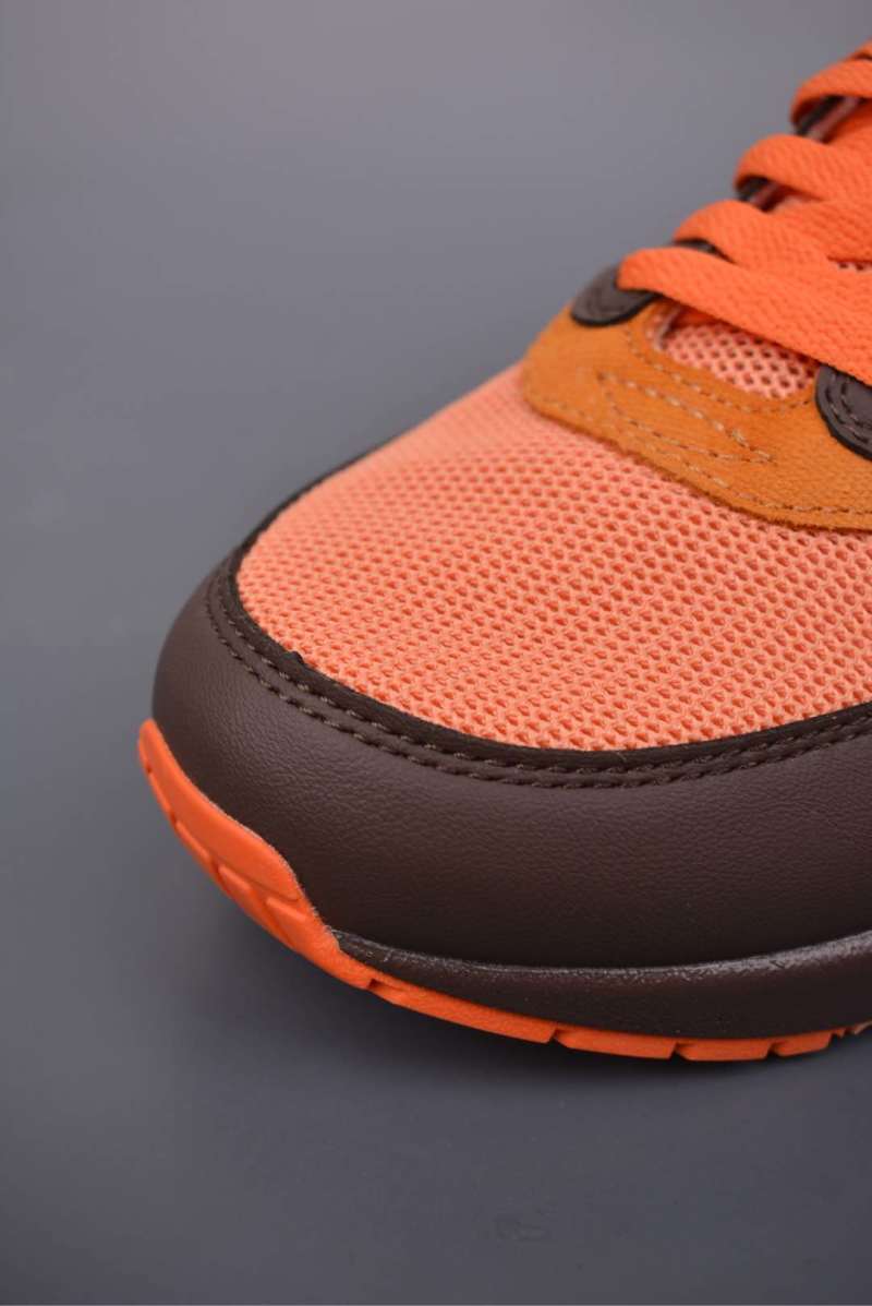 Nike Air Max 1 view