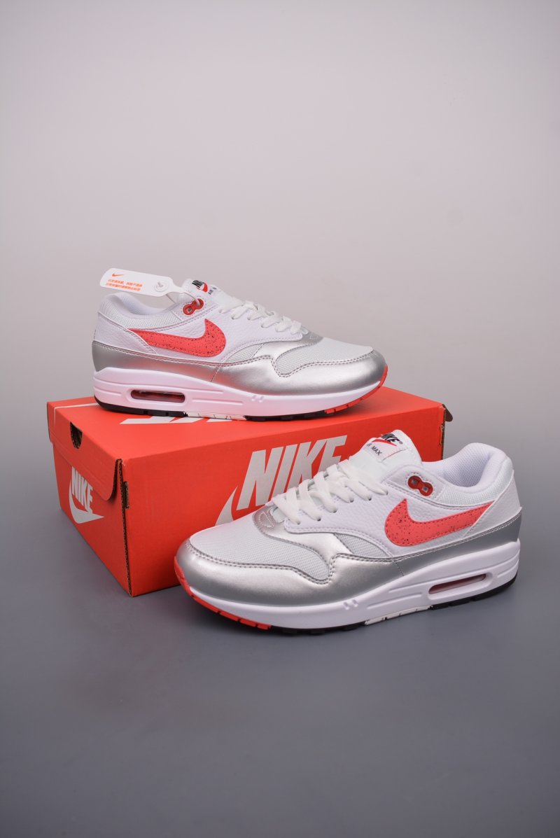 Nike Air Max 1 'Silver / Pink' view