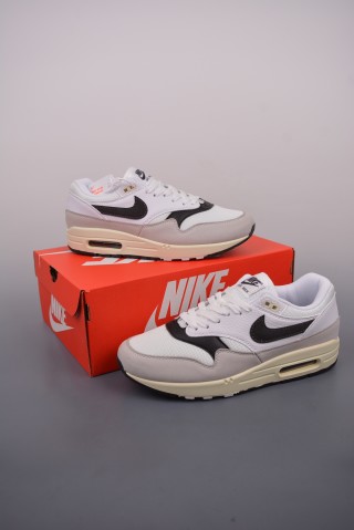 Nike Air Max 1 'White / Grey' view 5