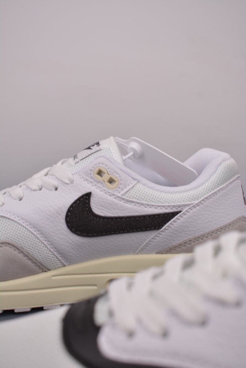 Nike Air Max 1 'White / Grey' view