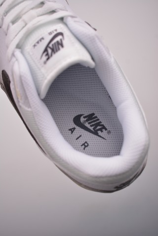 Nike Air Max 1 'White / Grey' view 9
