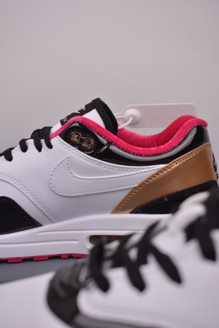 Nike Air Max 1 'Black / Pink Patent' view 8