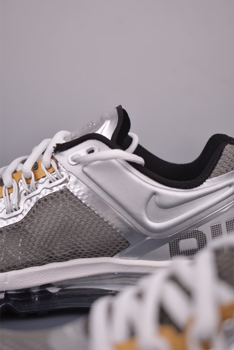 Nike Air Max 2013 view