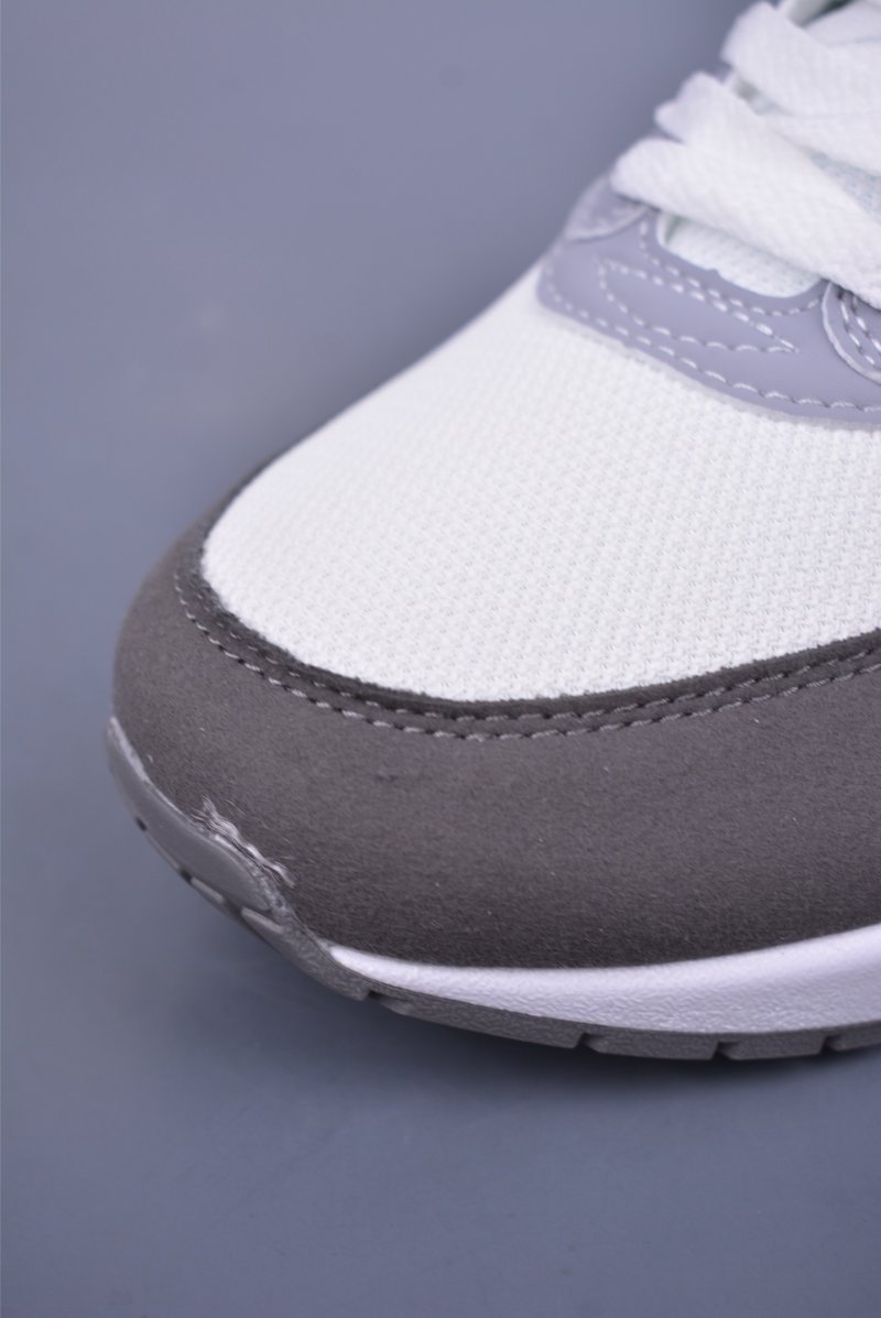 Nike Air Max 1 view