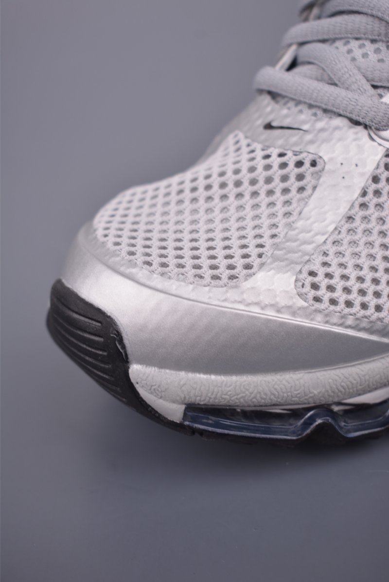 Nike Air Max 2013 view