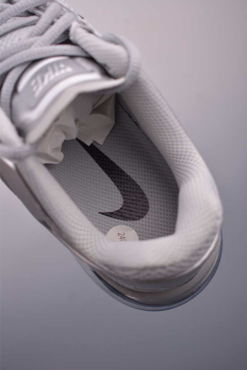 Nike Air Max 2013 view