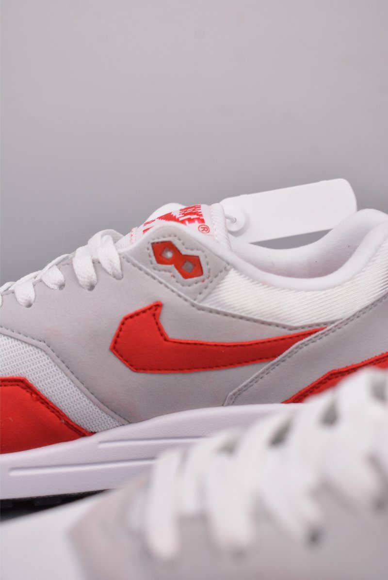 Nike Air Max 1 view