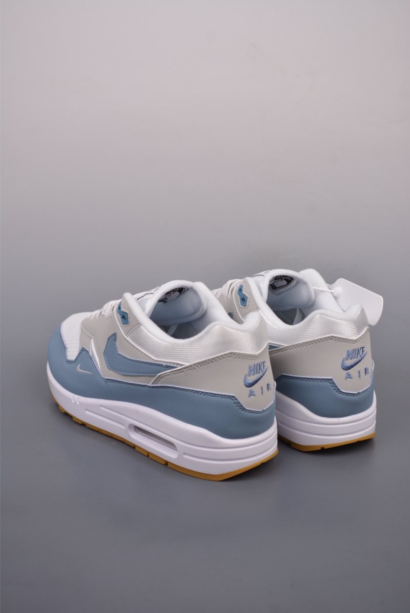 Nike Air Max 1 view