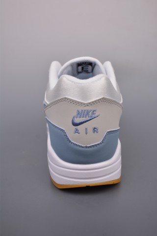Nike Air Max 1 view 4