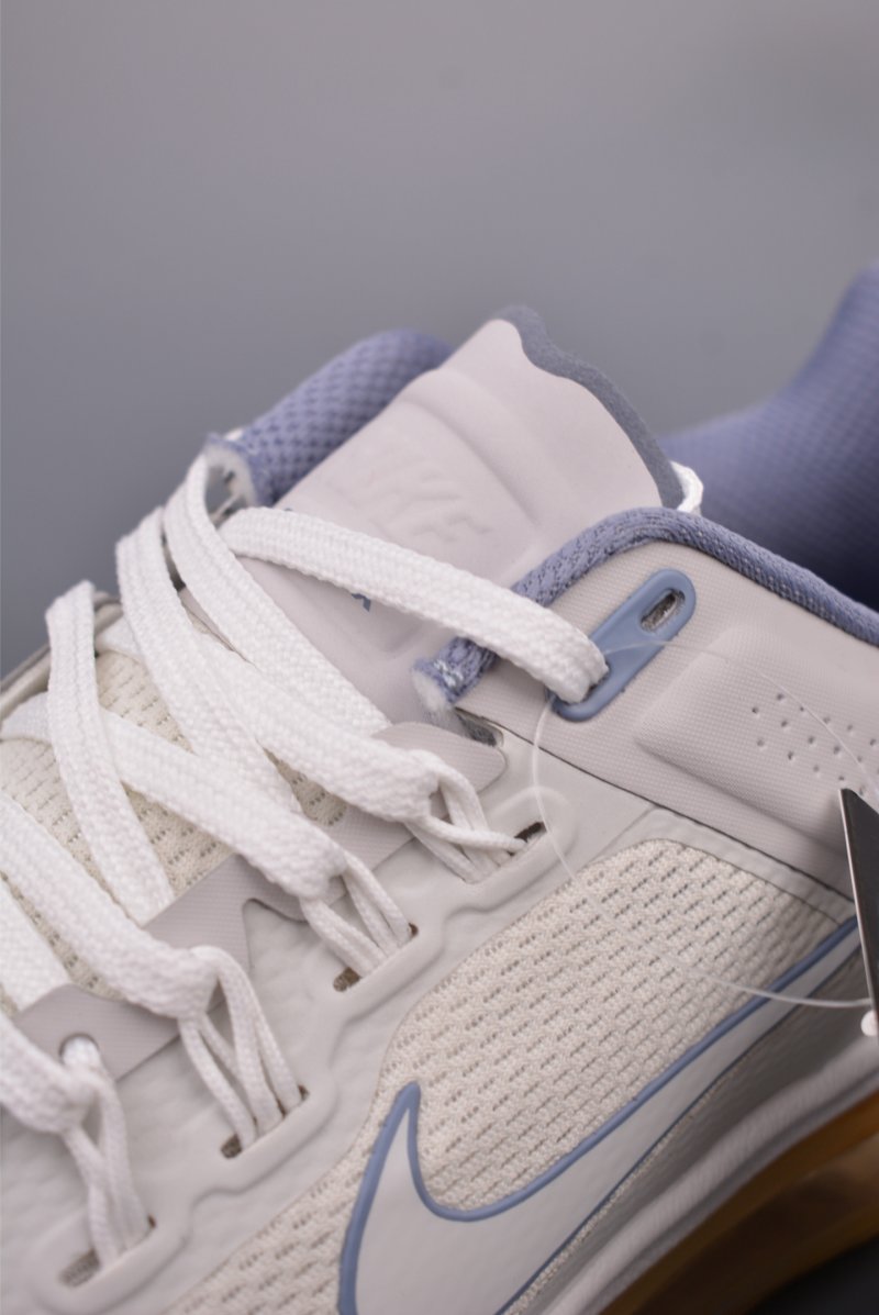 Nike Air Max 2013 view