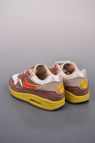 Nike Air Max 1 view 2