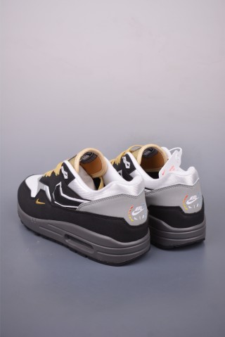 Nike Air Max 1 view 2