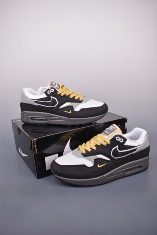 Nike Air Max 1 view 5