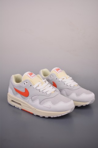 Nike Air Max 1 view 1