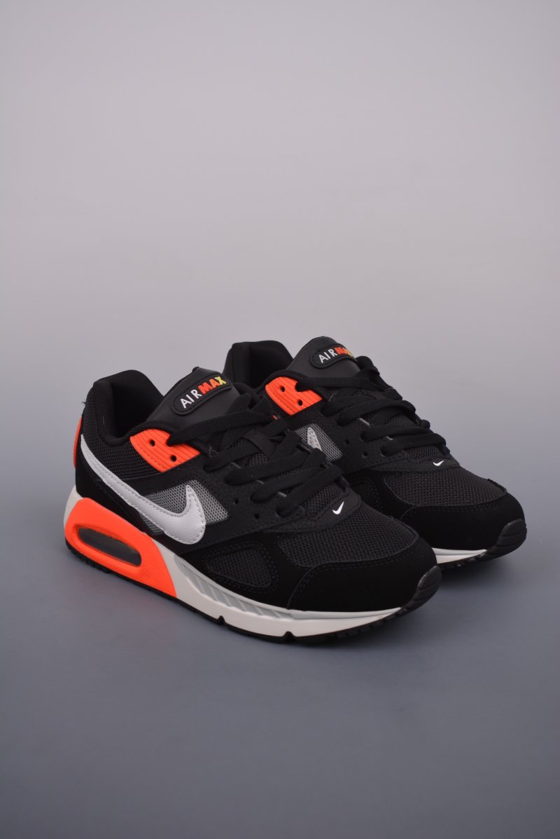 Nike Air Max Ivo