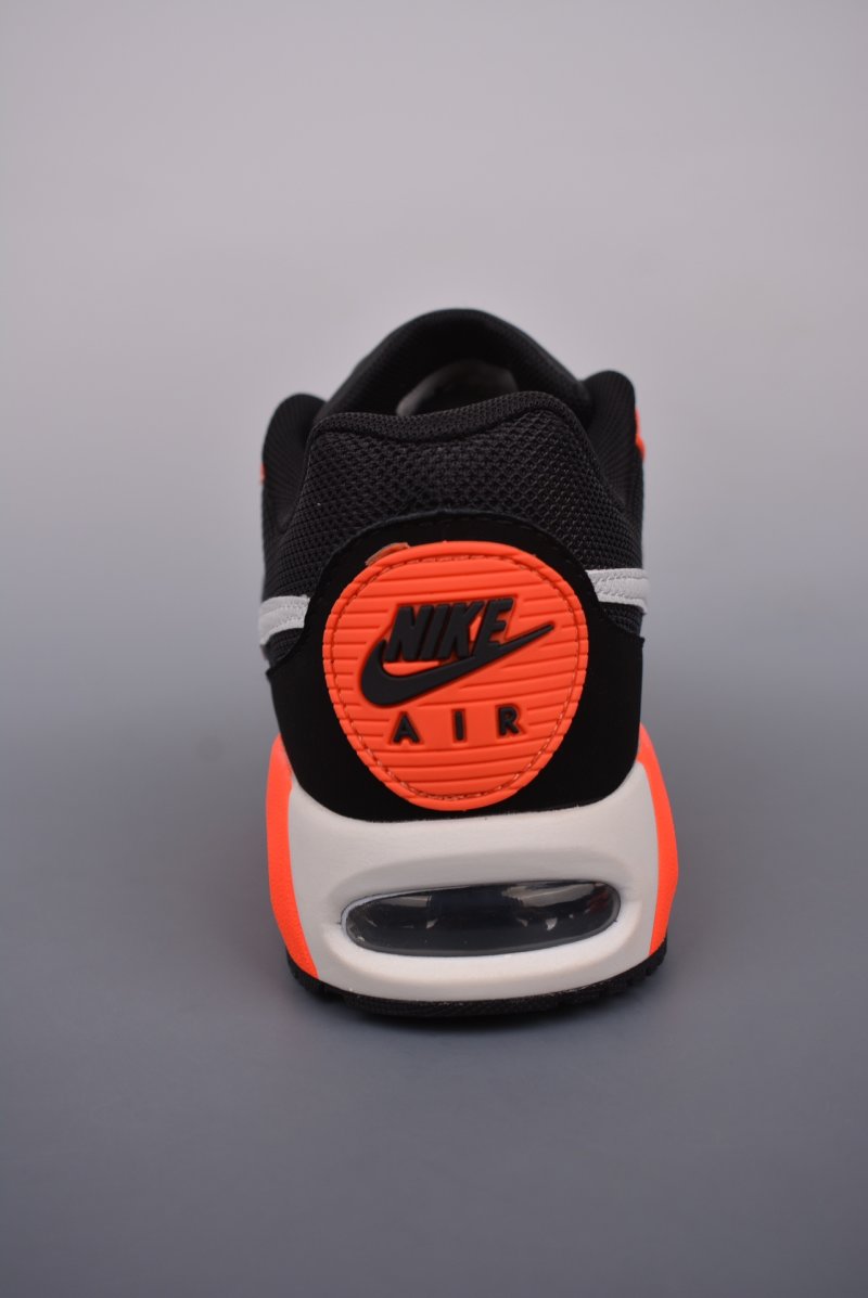Nike Air Max Ivo view