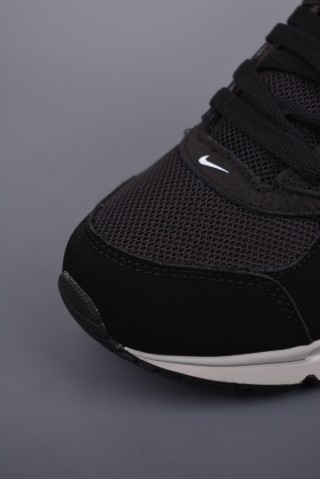 Nike Air Max Ivo view 6
