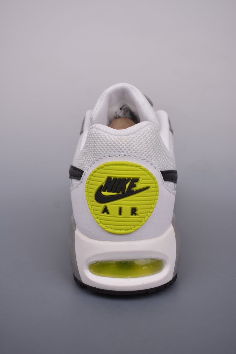 Nike Air Max Ivo view