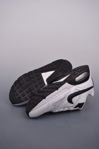 Nike Air Max Ivo view 30