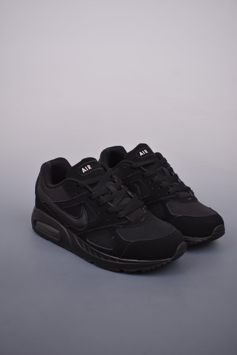 Nike Air Max Ivo