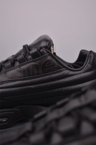 Nike Air Max 95 view 8