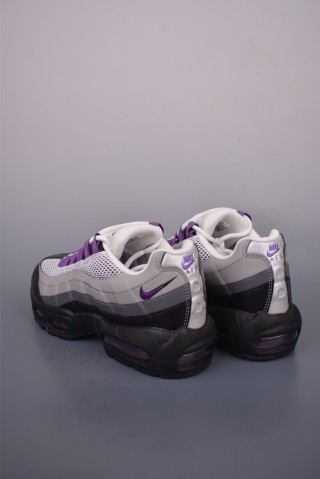 Nike Air Max 95 view 2