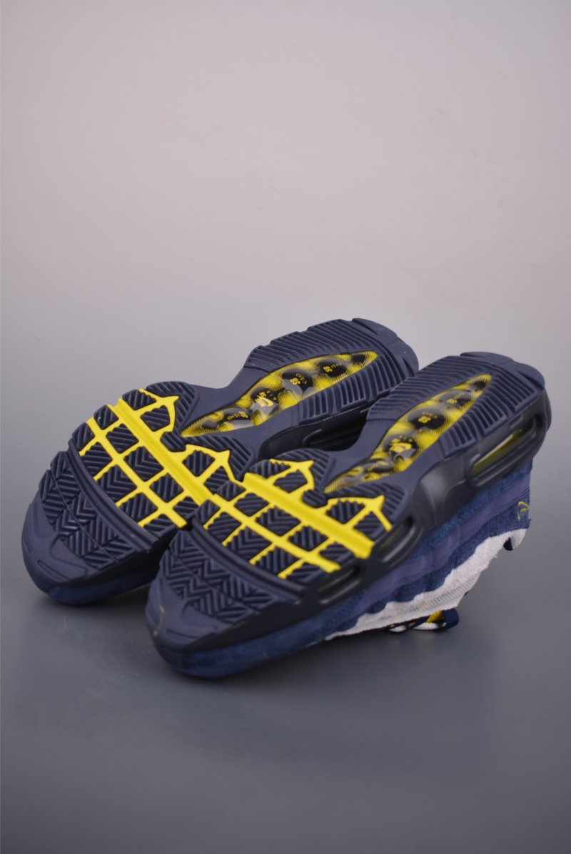 Nike Air Max 95 view
