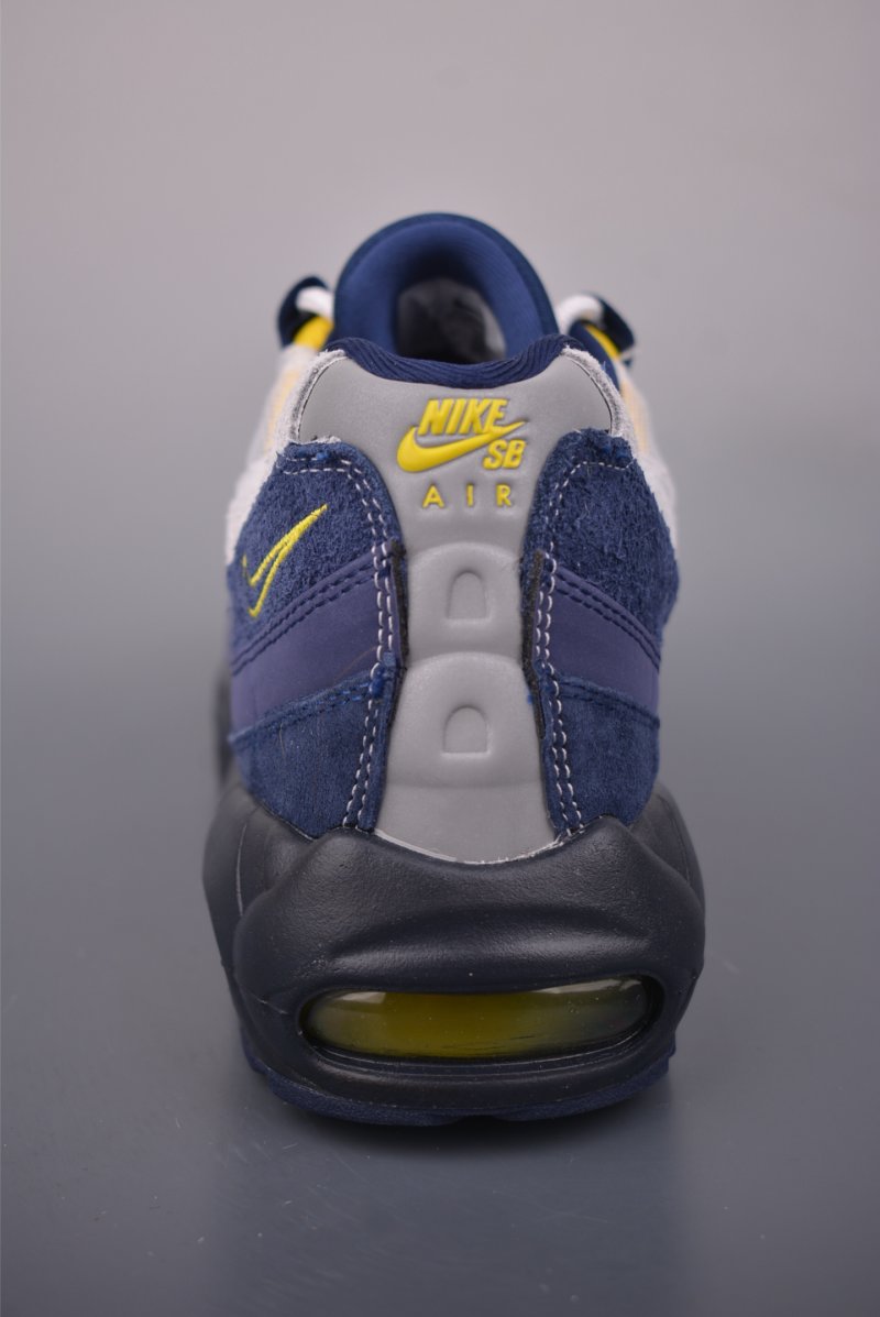 Nike Air Max 95 view