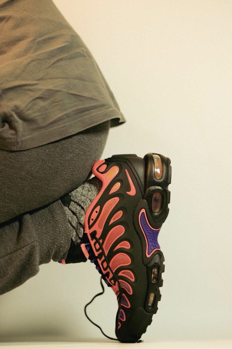 Nike Air Max Plus Drift view