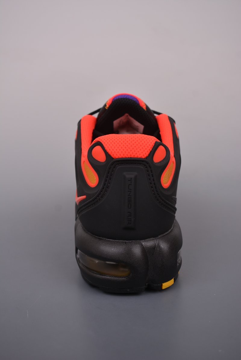 Nike Air Max Plus Drift view