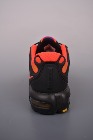 Nike Air Max Plus Drift view 4