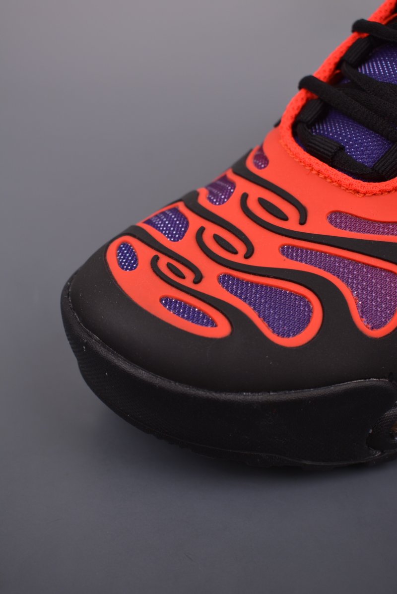 Nike Air Max Plus Drift view